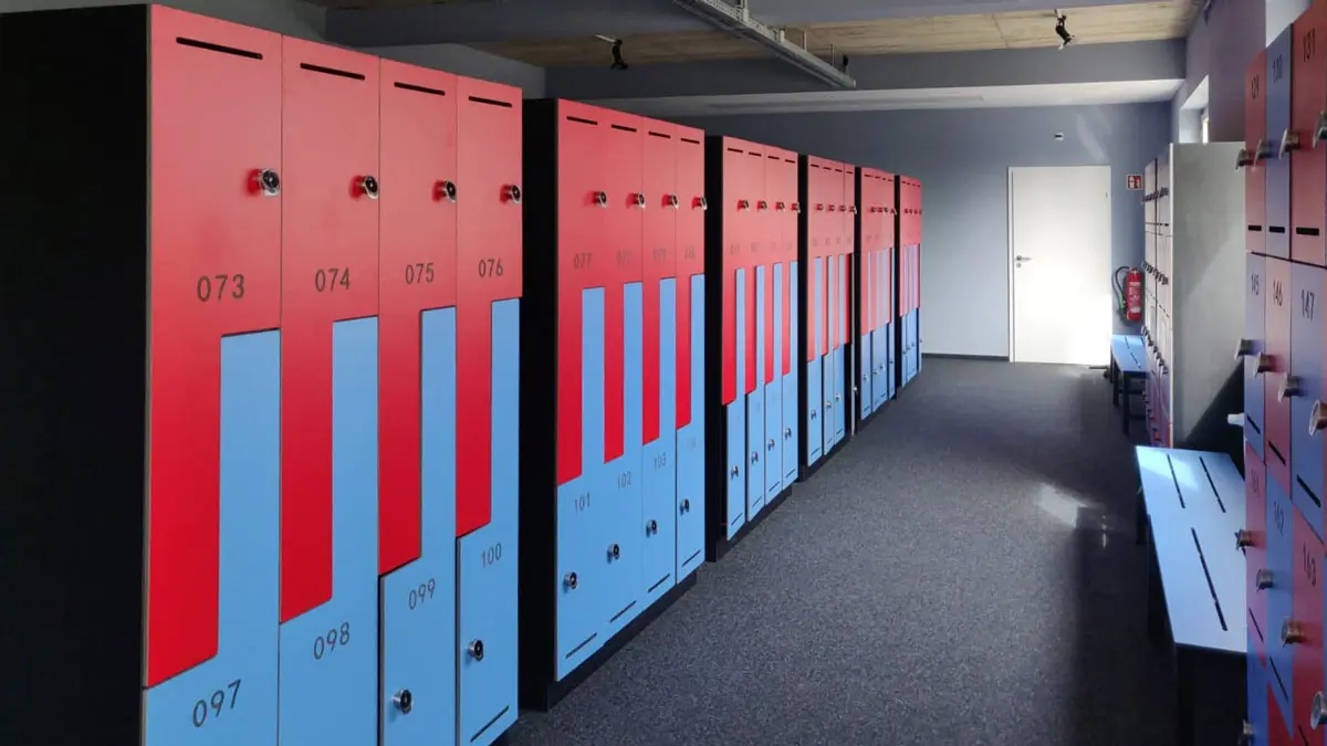 Hybrid Lockers
